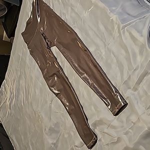BNWOT Old Navy Bronze Colored Shiny Leggings, Medium